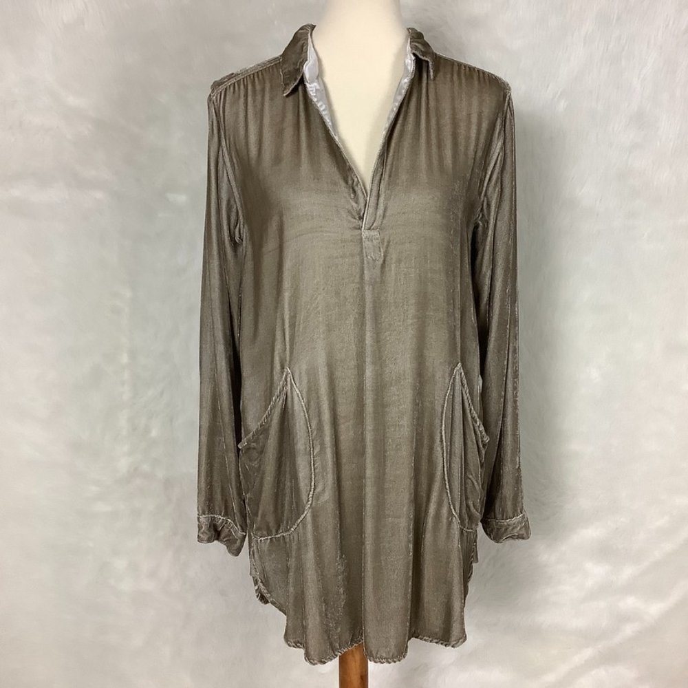 CP Shades Teton Tan Velvet V-Neck Popover Tunic Top S
